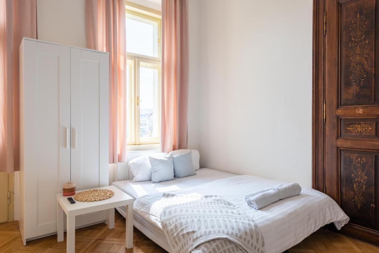 Tesnov Praga