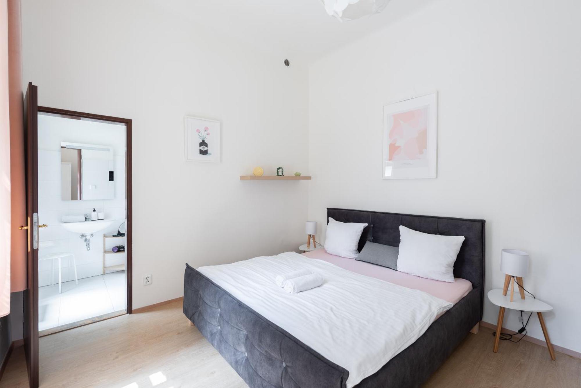 Tesnov Apartahotel