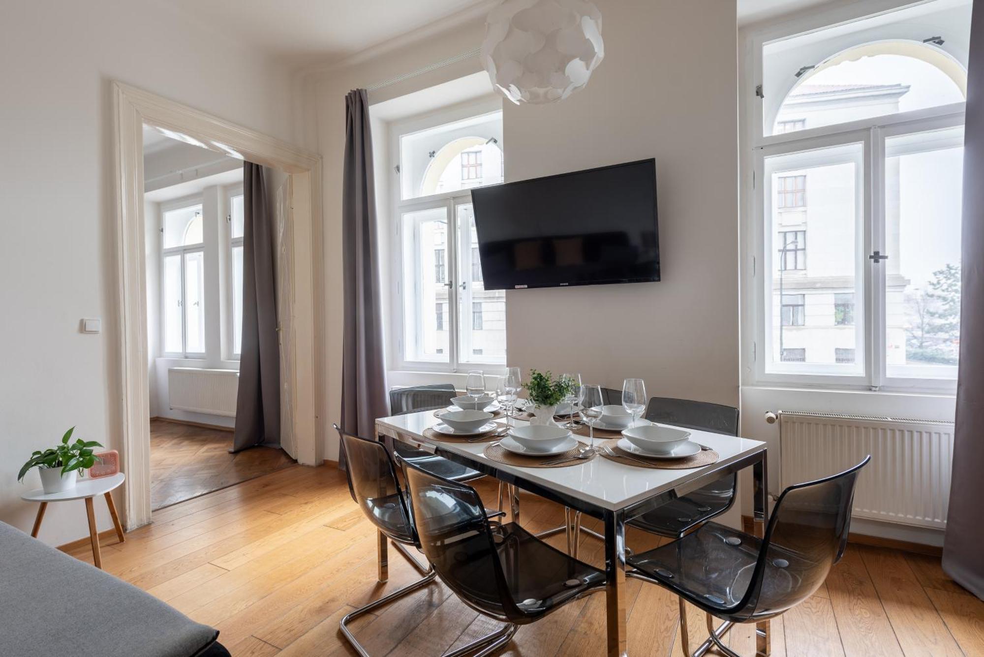 Tesnov Hotel apartamentowy 2*
