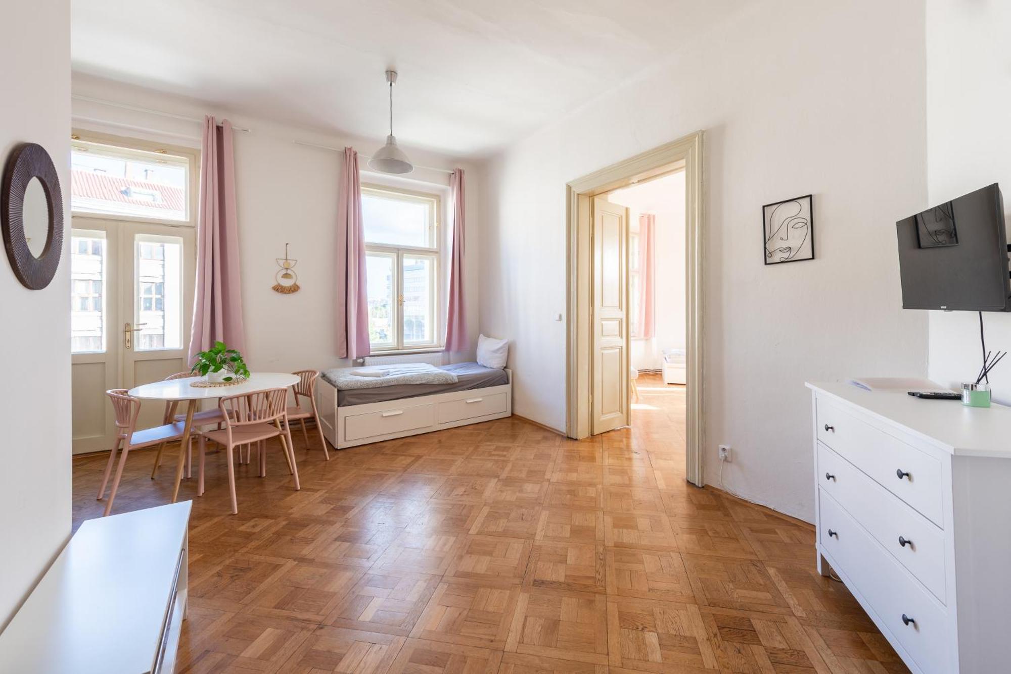 Hotel apartamentowy Tesnov